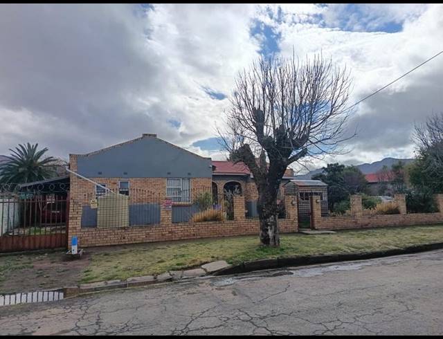 12 BEDROOM HOUSE FOR SALE IN WESTBOURNE